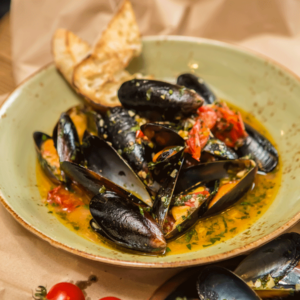 SAUTEED MUSSELS