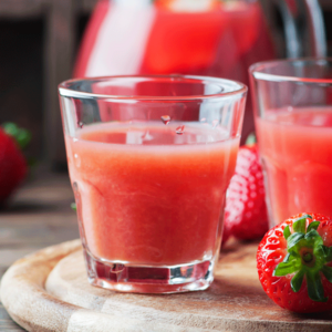 STRAWBERRY GINGER COOLER